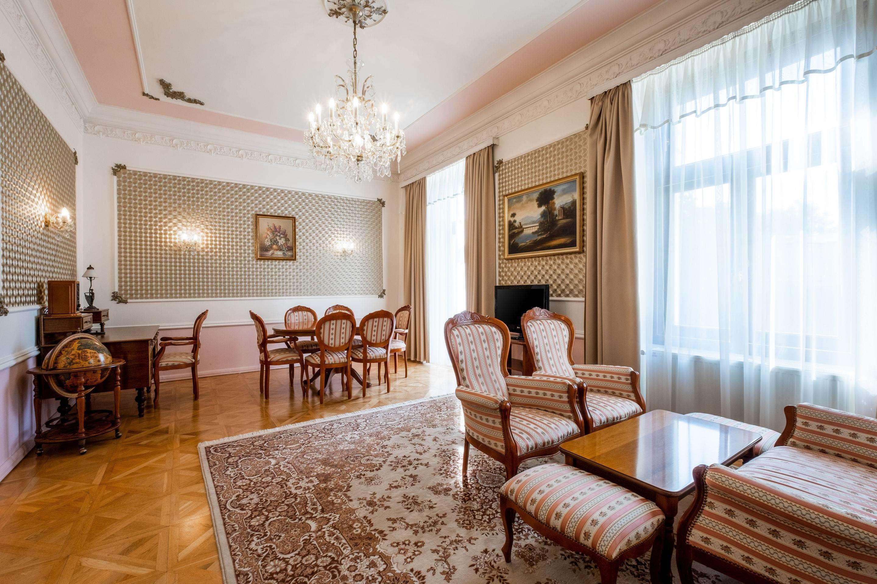 ליברץ Clarion Grandhotel Zlaty Lev מראה חיצוני תמונה